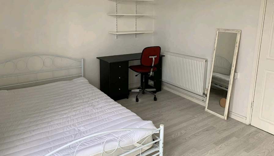 Jasmin Choudhury's room