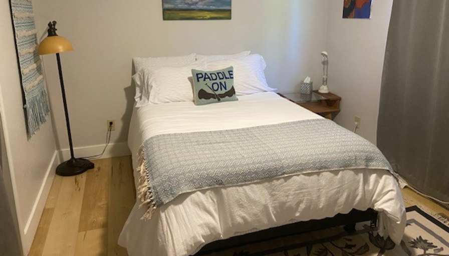 Aura Carr's room