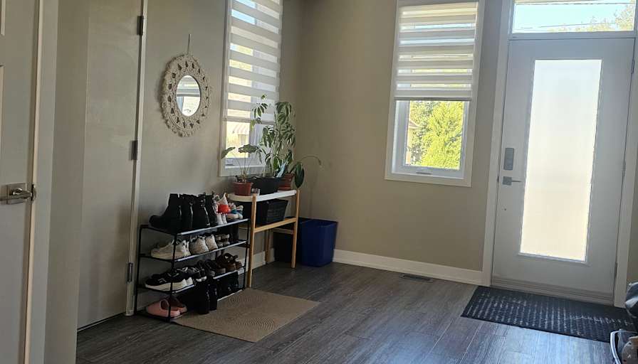Alicia's room