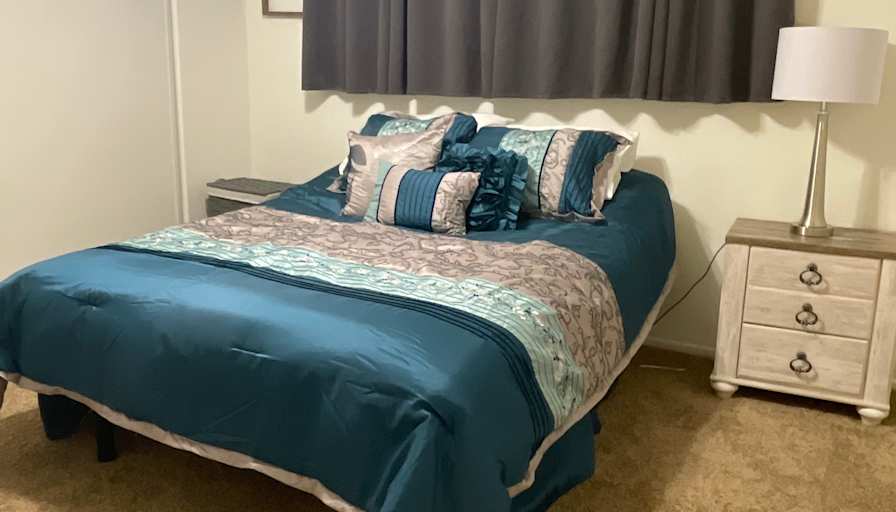 Deanna 's room