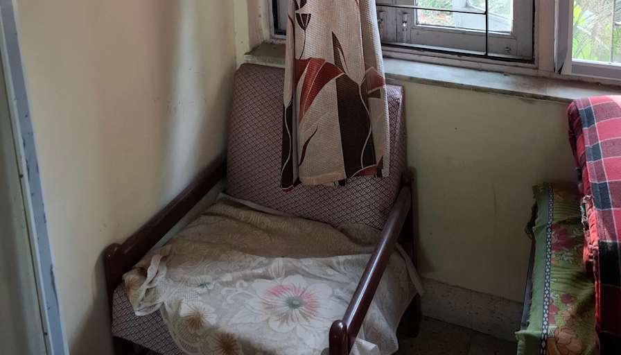 Abhijeet's room