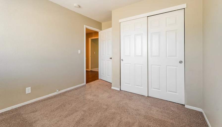 Nick Mcdole's room