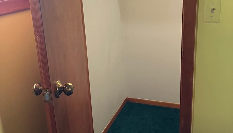 Jennie's room