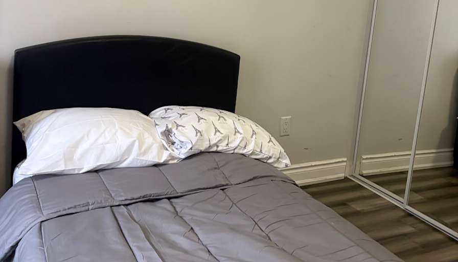Tony Rose's room