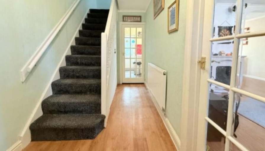 Salman's room