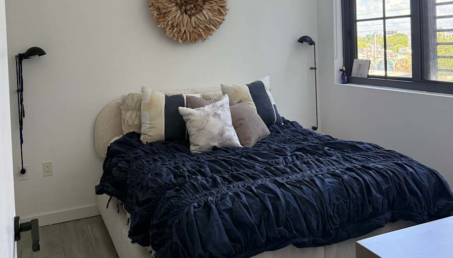 Liv's room