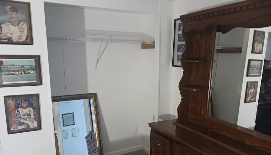 Bill's room