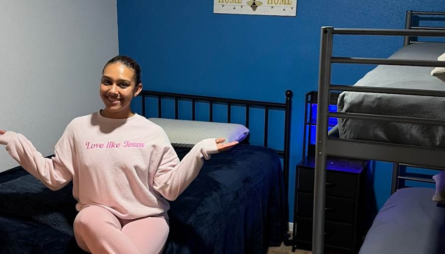 Lynn's room
