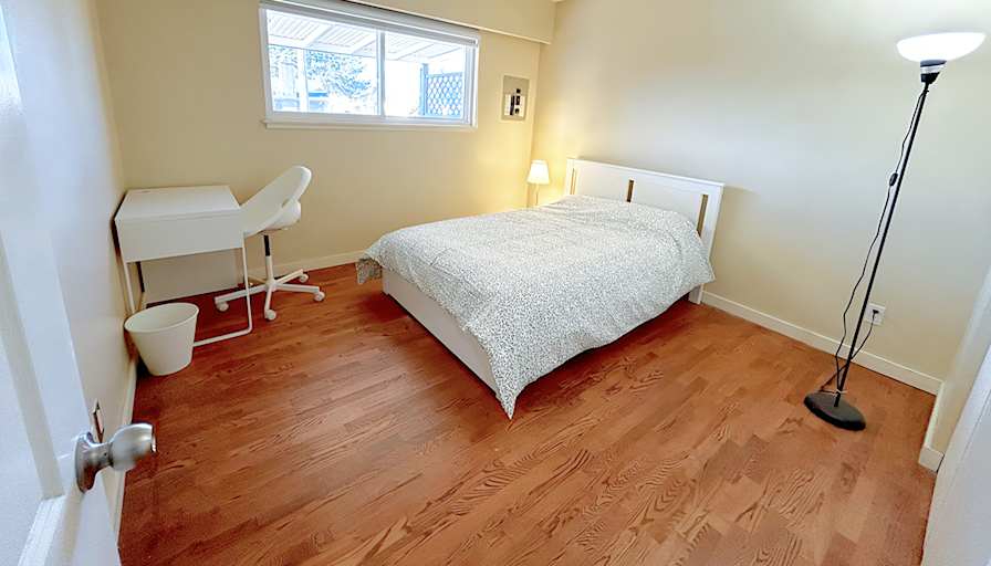 Shahram's room