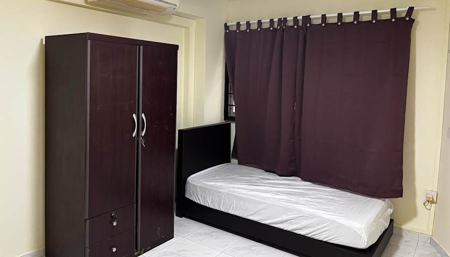 Chong Meng's room