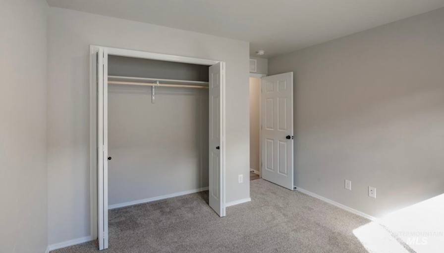 Vanessa Herrera Villalobos's room