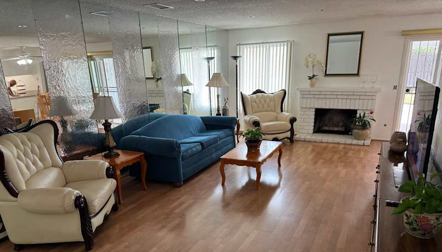 ROOM'S FOR RENT's room