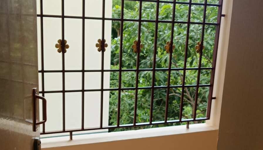 Kaviya's room