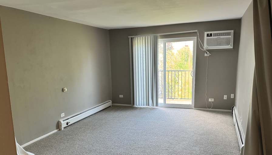 Christian Y's room
