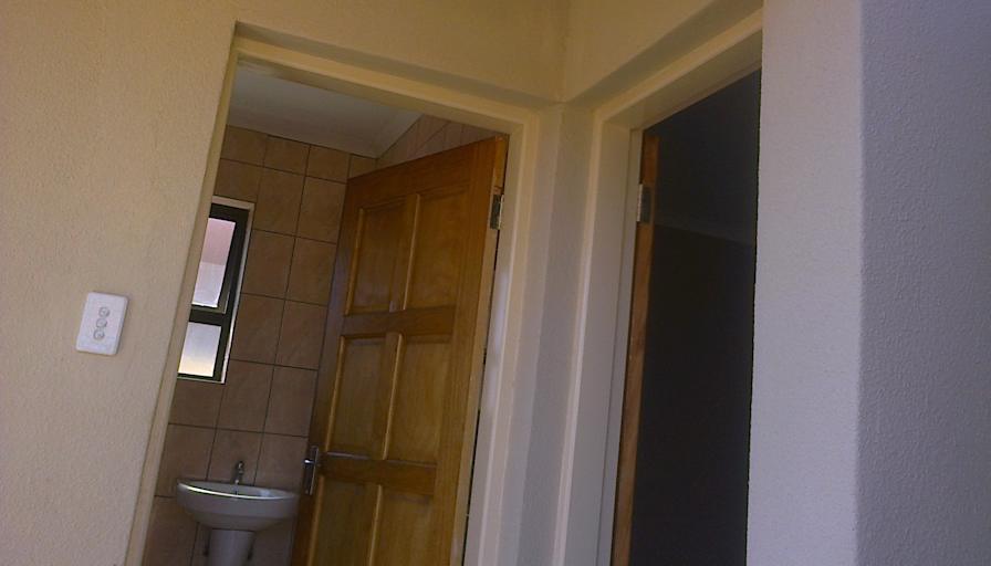 Arnold's room