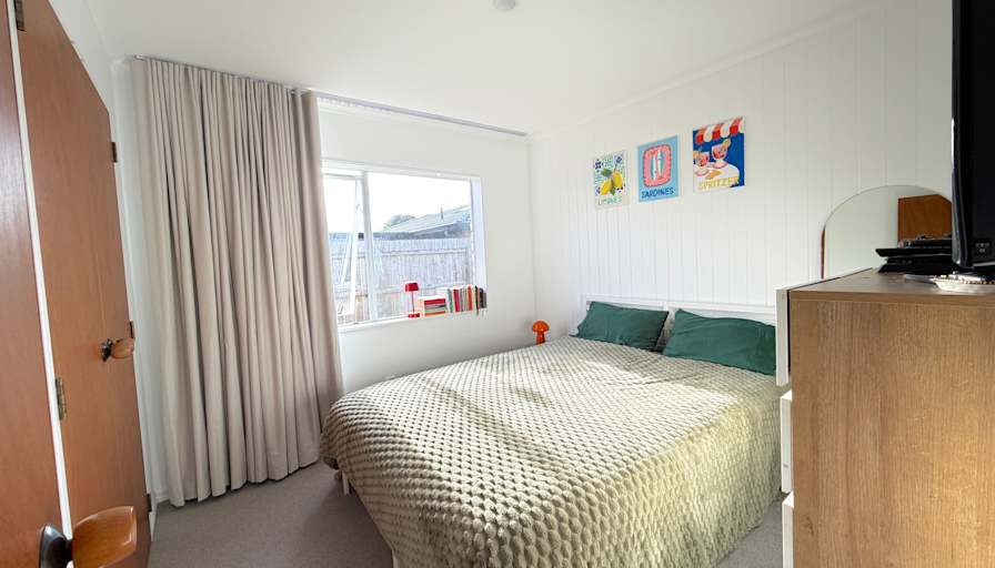 Emily Maybin's room