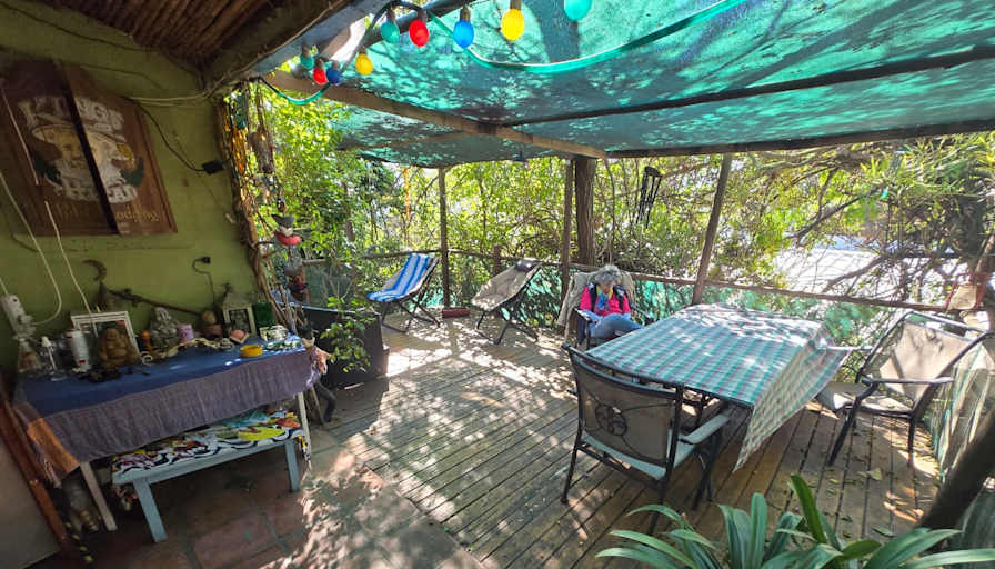 Green Point Tree House's room
