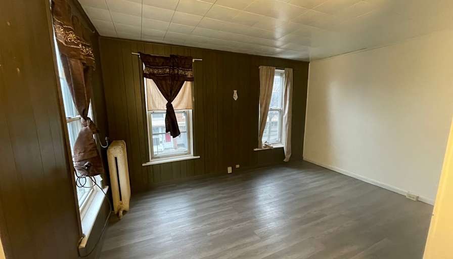 sixto sibri's room