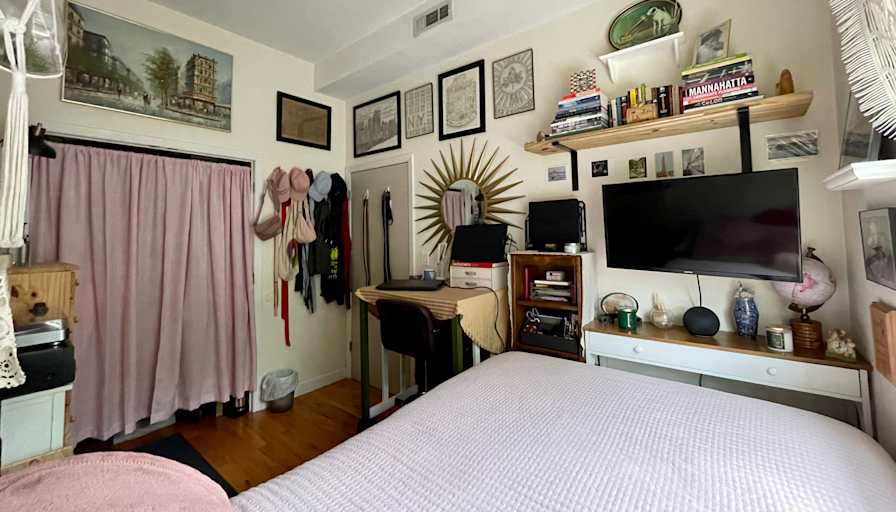 Aishwarya's room
