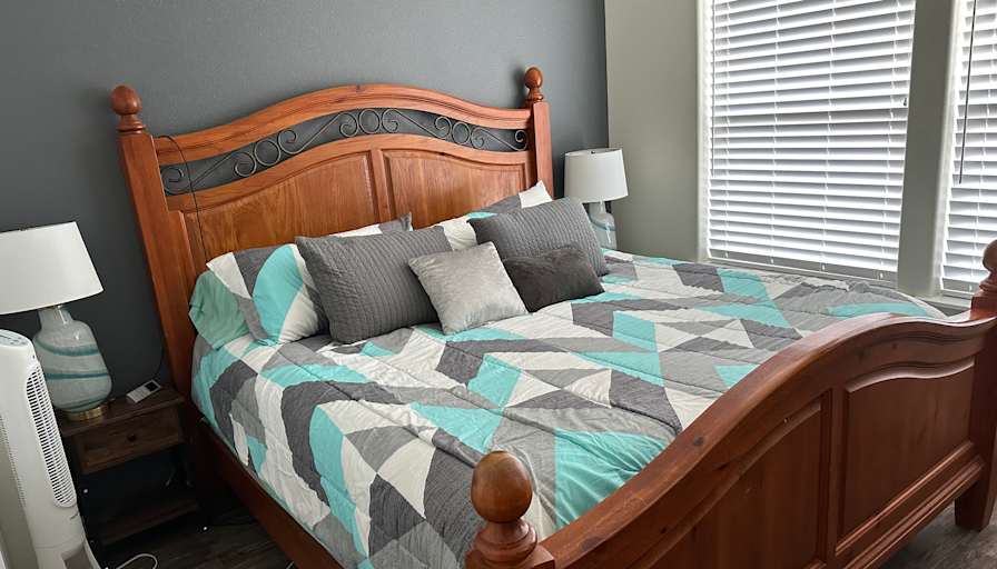 Tacy Taylor's room