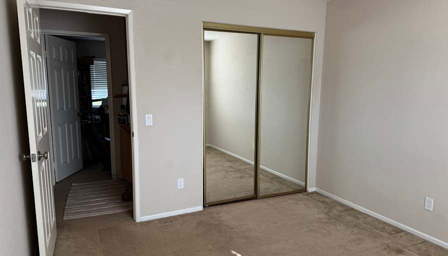 ron lemen's room