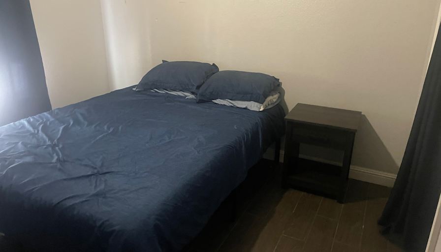 Alexis's room