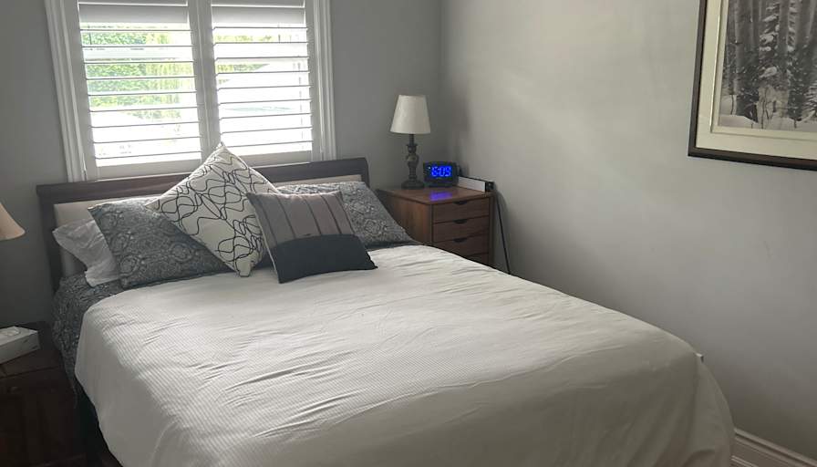 Thomas's room