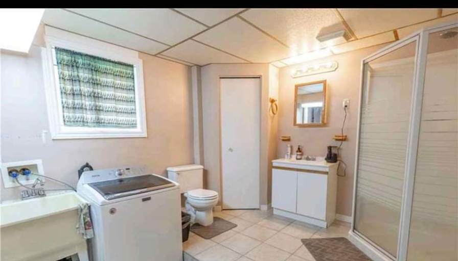 Girish's room