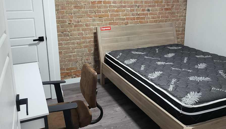 Nelson Couto's room