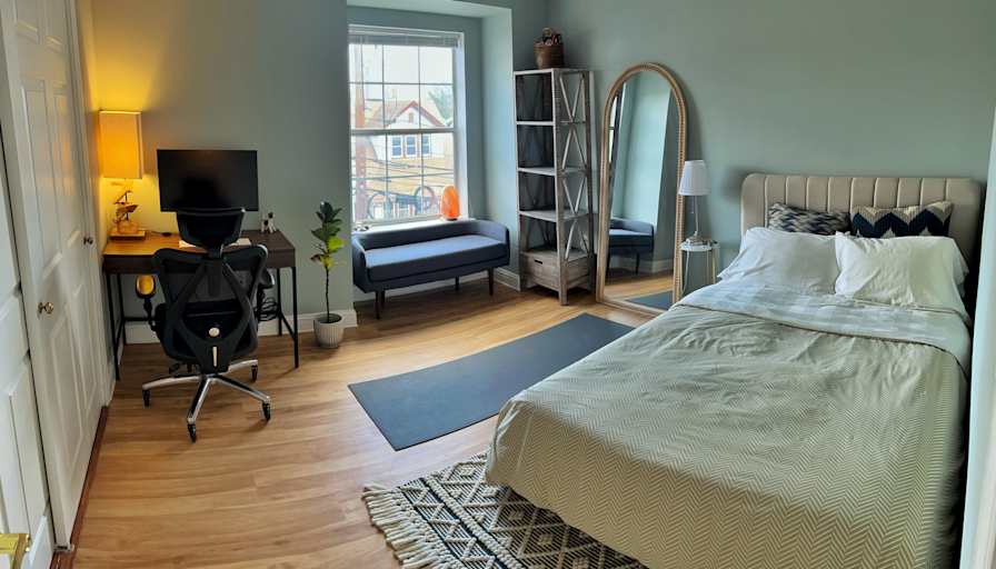 Alex W's room