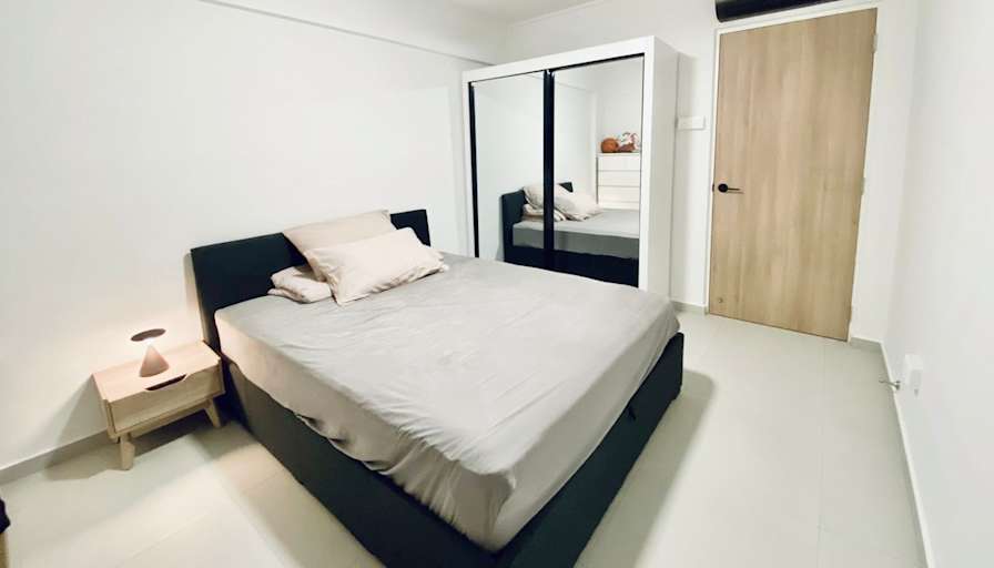 Tof's room