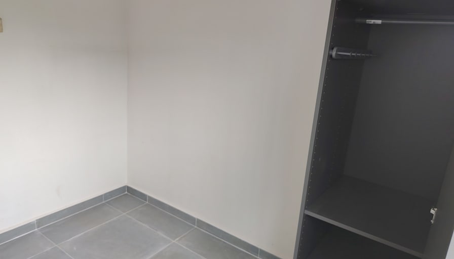 Sharon Li's room
