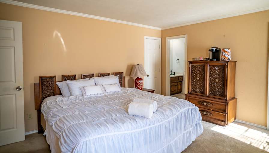Gul's room