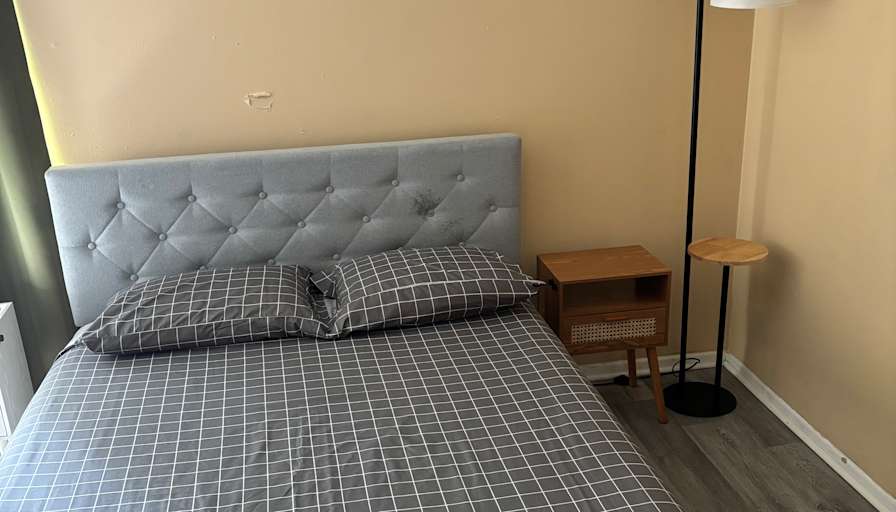 Lenny's room