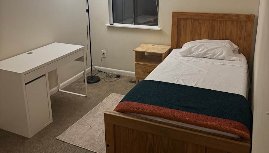 Luna Diaz's room