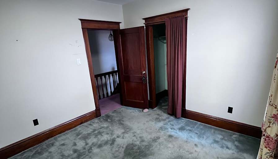FRANCIS's room