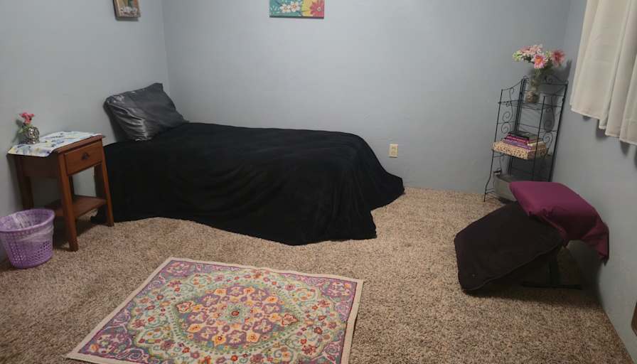 Tyran's room