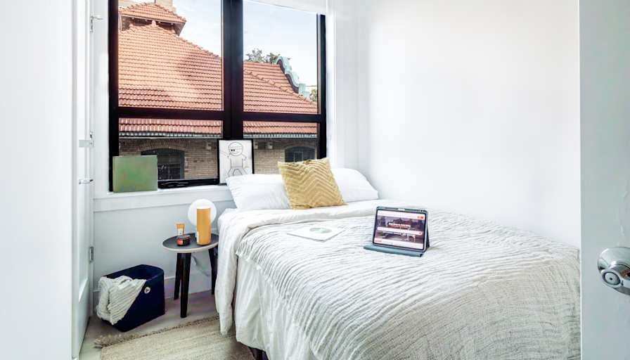 Liza's room