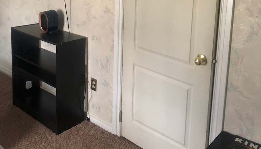 Carla's room