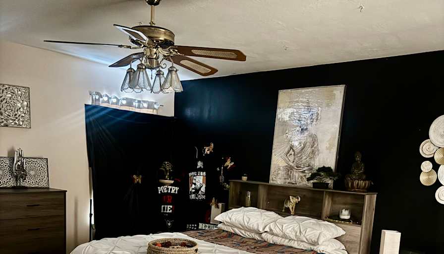 Michele Yaameen's room