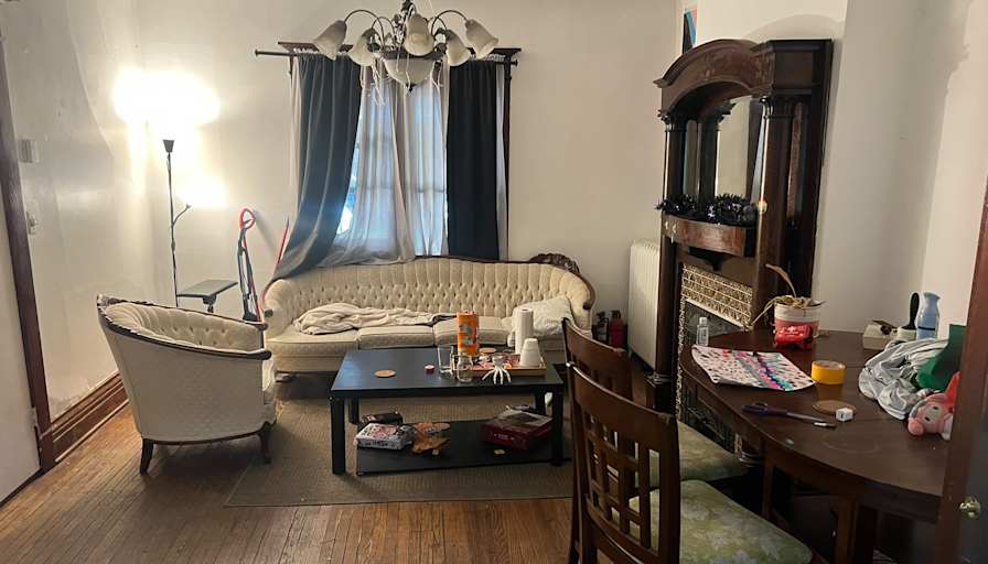 Moreen's room