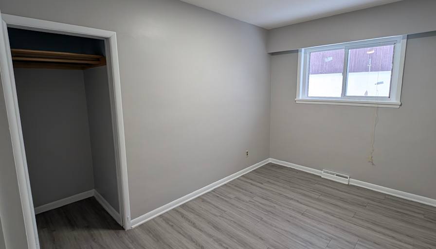 SANIA LALWANI's room