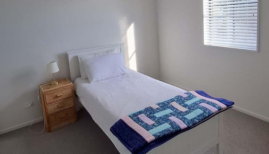 Jen's room