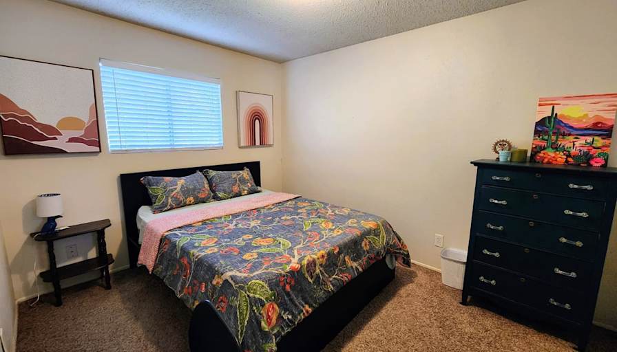 jenalys's room