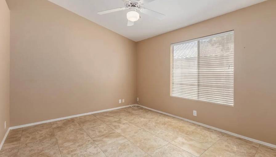 alfredo's room
