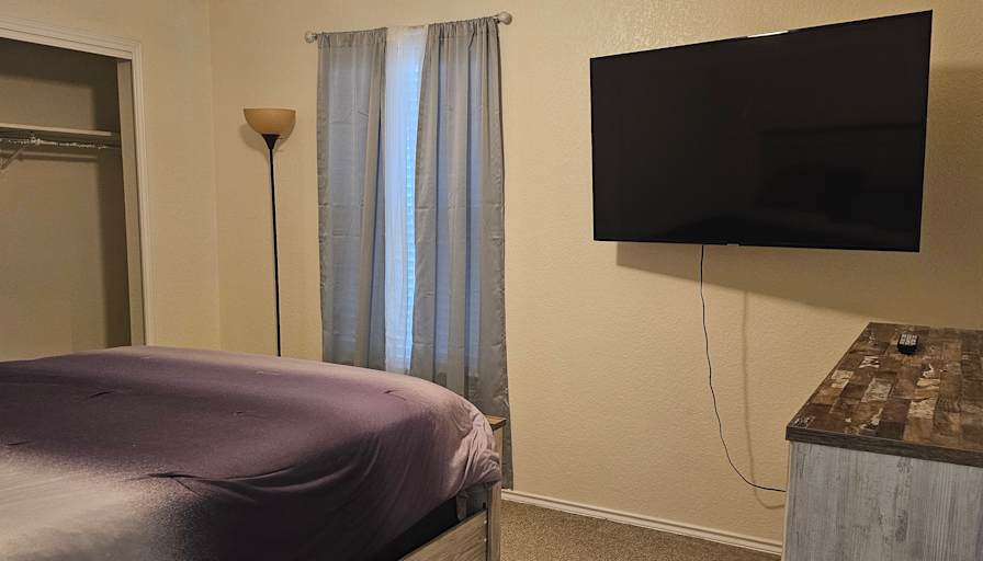 Chloe's room