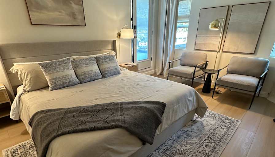 ellen's room