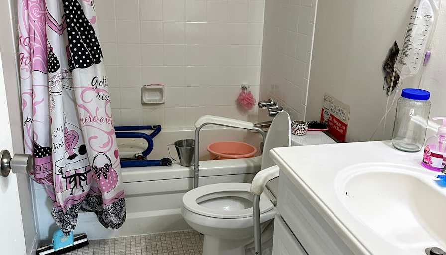 Suman's room