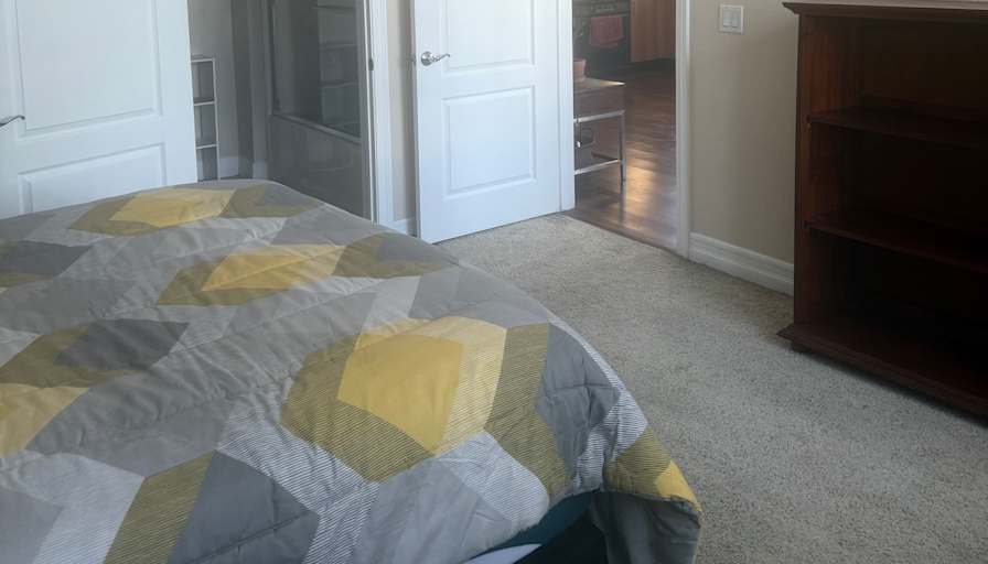 Carmen's room