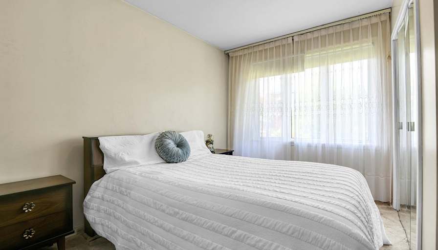 Iris's room